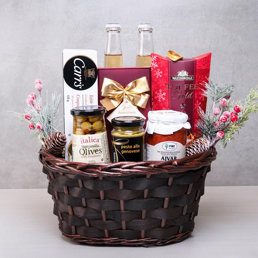 Traditional Christmas Gift Basket